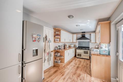211 Birmingham Road, Redditch, B97 6EA