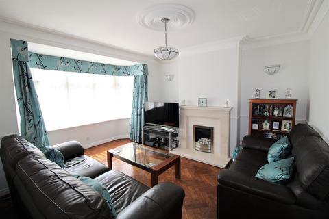 3 Meadowside Road, Upminster, RM14 3YT