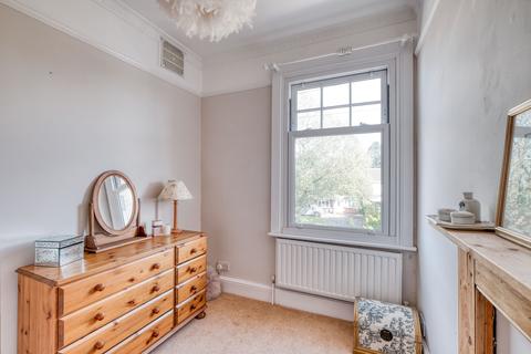 11 Hallow Road, Worcester, WR2 6BX