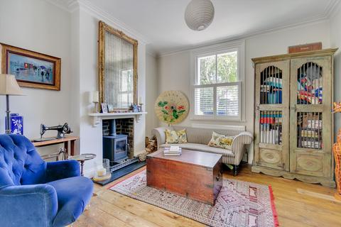 3 bedroom terraced house for sale - Tennyson Street, London, SW8