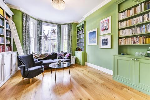 4 bedroom terraced house to rent, Oberstein Road, London, SW11