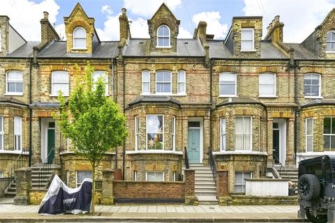 4 bedroom terraced house to rent, Oberstein Road, London, SW11