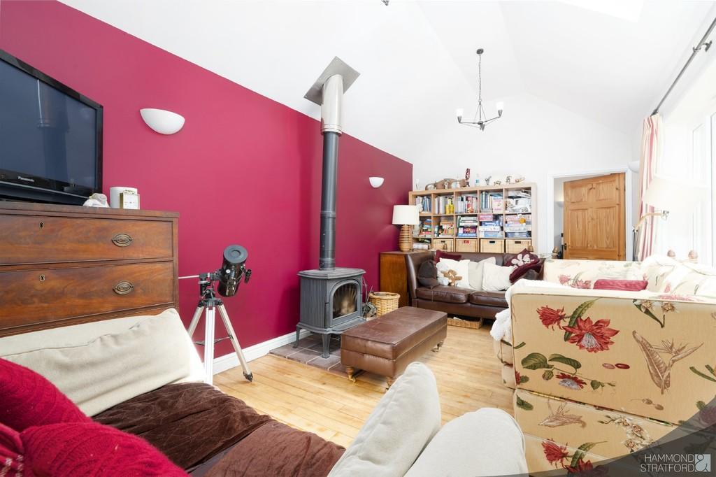 The Lizard, Wymondham 5 bed semidetached house £475,000