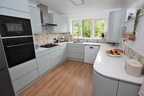 40 Cardiff Road, Glan Y Llyn, Cardiff, CF15 7QE