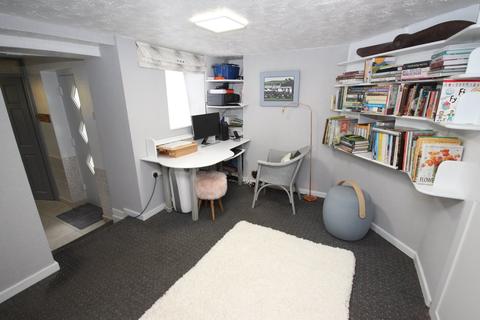 40 Cardiff Road, Glan Y Llyn, Cardiff, CF15 7QE