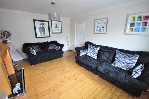 3 Inglenook Drive, Thorne, Doncaster, DN8 4BX