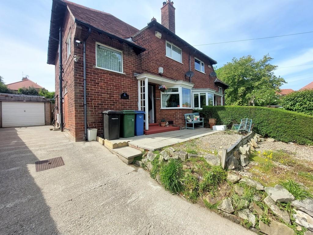 Glenside, Scarborough 3 bed semidetached house for sale £250,000