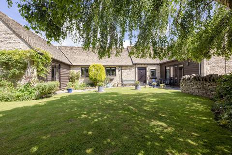 4 bedroom barn conversion to rent - Cotswold Meadows, Great Rissington
