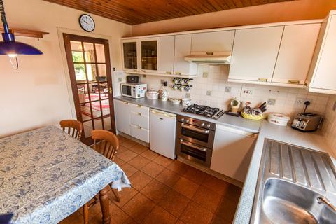 17 Drummond Avenue, Auchterarder, PH3 1NX