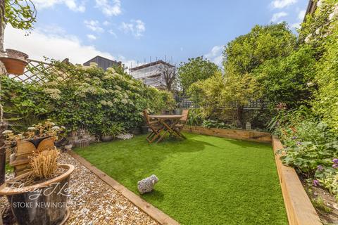 4 Tyssen Road, London, N16 7NA