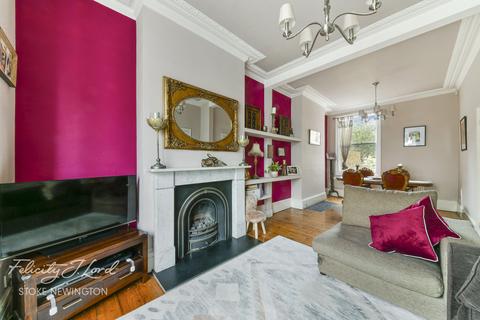 4 Tyssen Road, London, N16 7NA