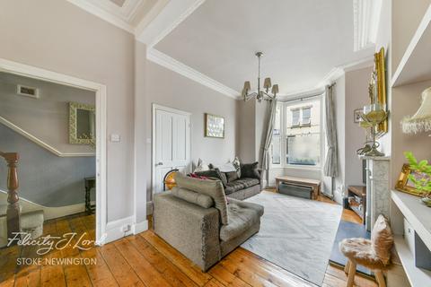 4 Tyssen Road, London, N16 7NA