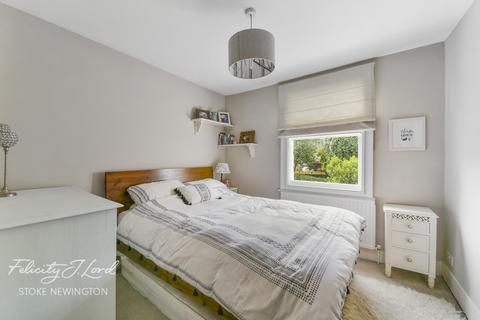 4 Tyssen Road, London, N16 7NA