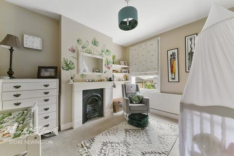 4 Tyssen Road, London, N16 7NA