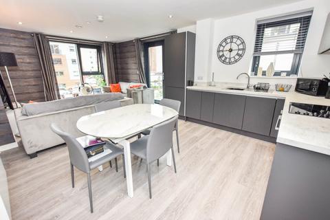 3 bedroom flat to rent, Downtown, 7 Woden Street, Salford, M5