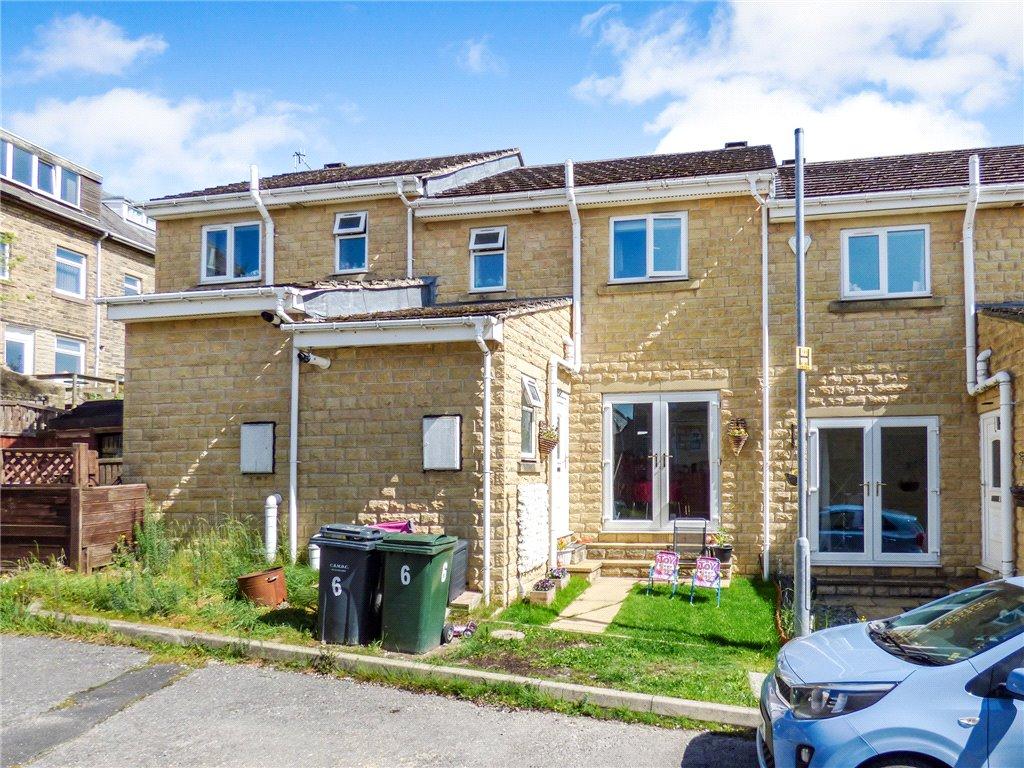 Majestic Way, Keighley, West Yorkshire 3 bed terraced house £130,000