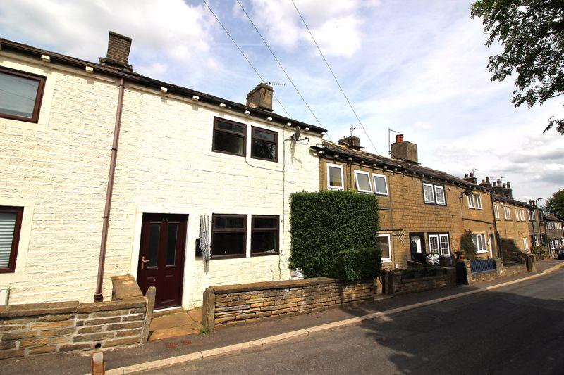 Warley Town Lane, Warley, Halifax 3 bed cottage £125,000