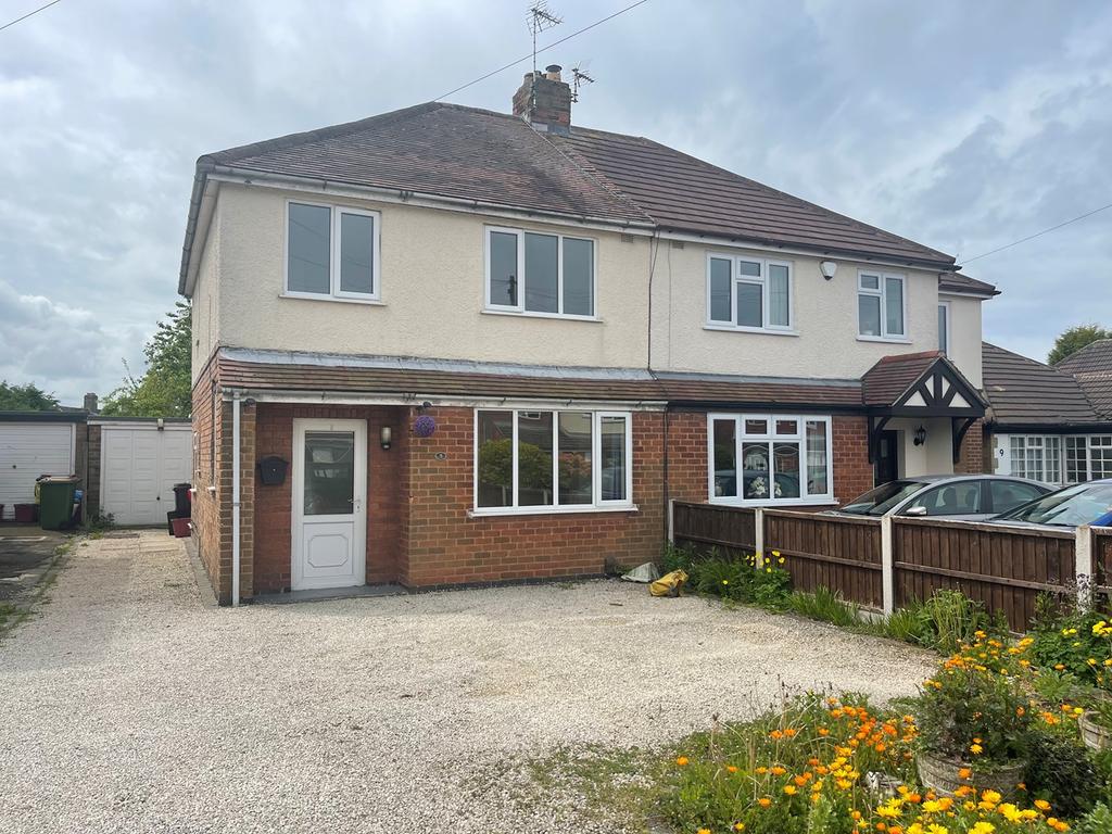 School Lane, Whitwick, Coalville, LE67 3 bed semidetached house £800