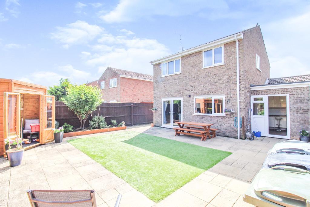 Swift Close, Deeping St James, Market Deeping, Lincolnshire, PE6 8QQ 4