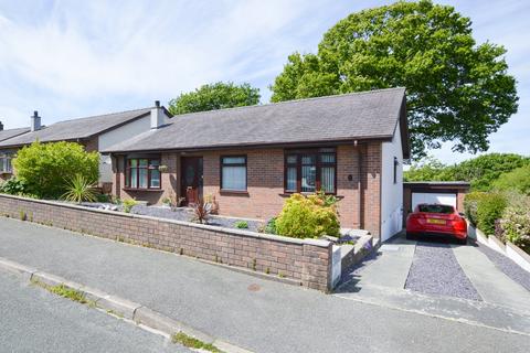 3 bedroom bungalow for sale, Ffordd Gwyndy, Penrhosgarnedd, Bangor, LL57