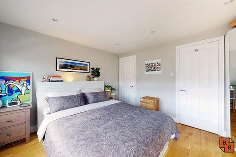 47a Edward Road, Croydon, CR0 6DZ