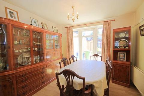 69 Chinnor Crescent, Greenford, UB6 9NX