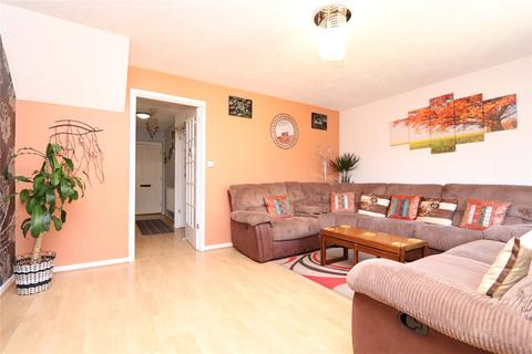 10 Fossey Close, Shenley Brook End, Milton Keynes, MK5 7FT