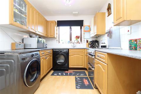 10 Fossey Close, Shenley Brook End, Milton Keynes, MK5 7FT