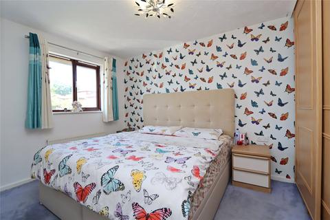 10 Fossey Close, Shenley Brook End, Milton Keynes, MK5 7FT