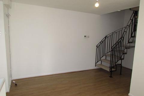 1 bedroom house to rent - Hazeldene Avenue, Brackla, Bridgend, CF31 2JP