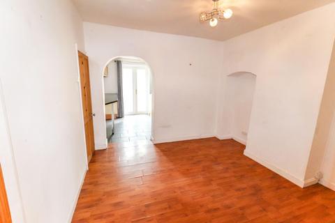 53 Castle Road, Nuneaton, CV10 0EW