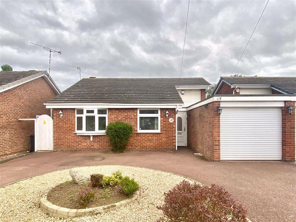 The Ridgeway, Burbage 2 bed detached bungalow £295,000