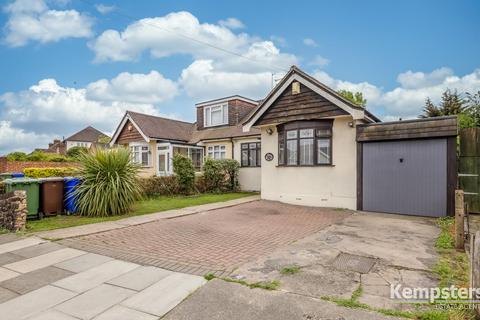 2 Buxton Road, Grays, RM16 2XY