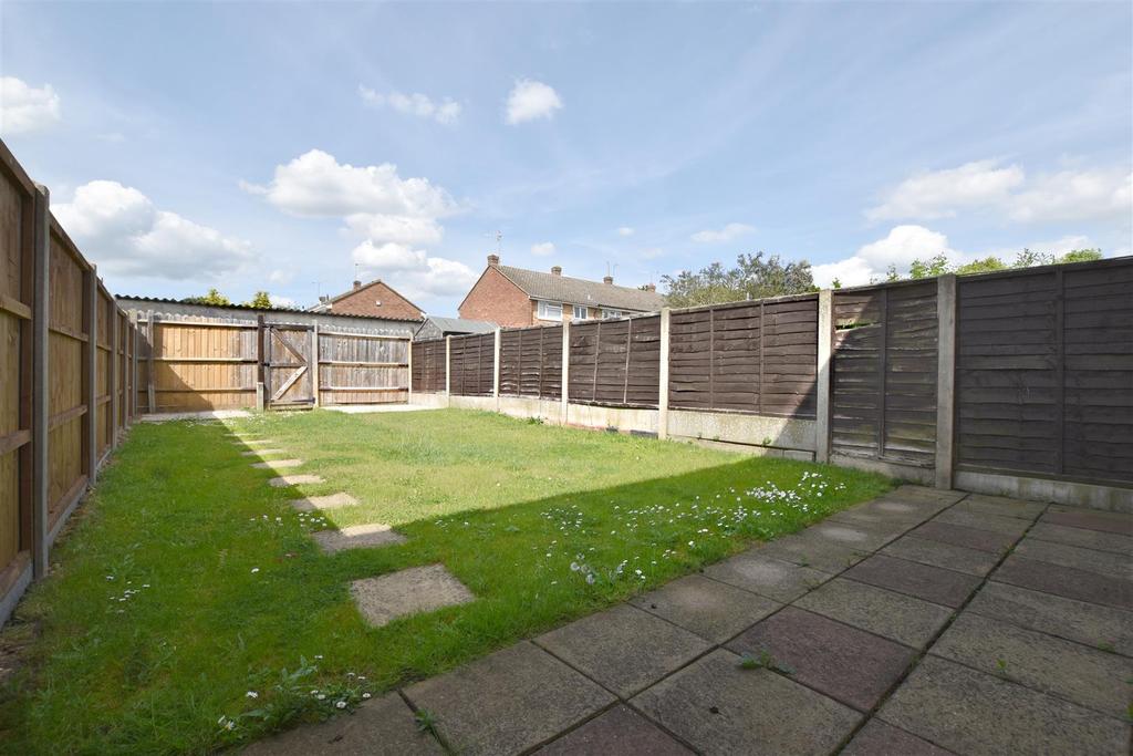Lemonfield Drive, Watford 3 bed terraced house £450,000