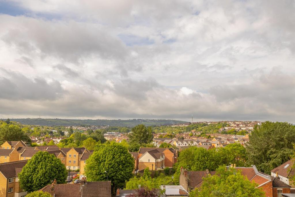 104 cotswold rd1.jpg