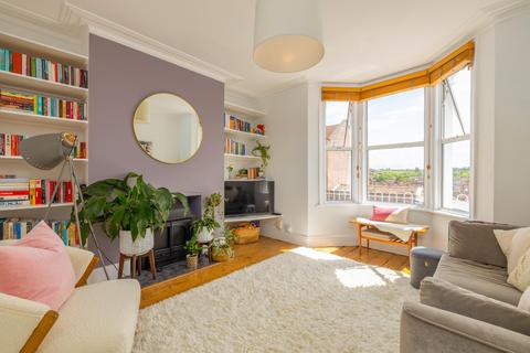98 Quantock Road, Bristol, BS3 4PE