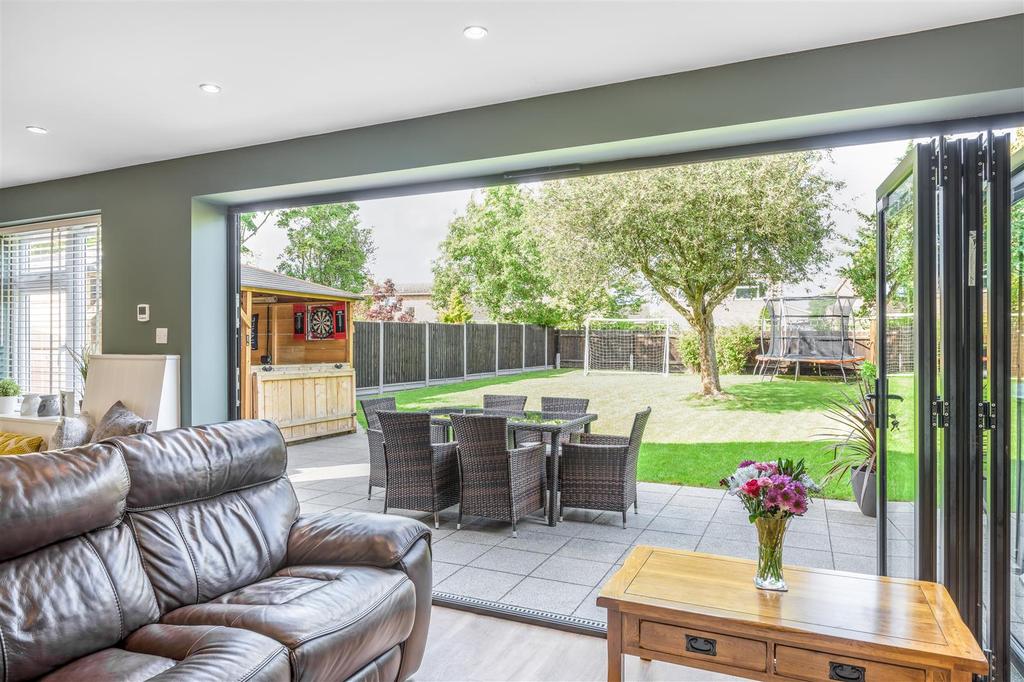 220519 - 39 Brecon Way, Bedford - 33.jpg