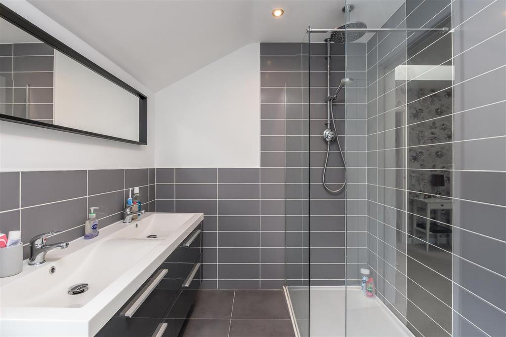220519 - 39 Brecon Way, Bedford - 08.jpg
