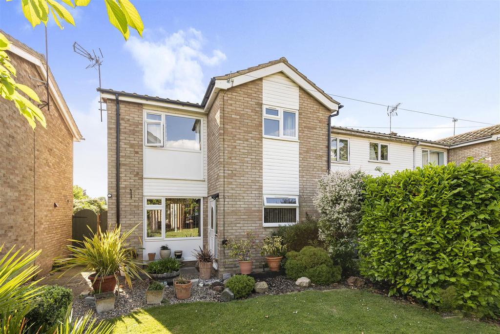 Keysoe Road, Thurleigh, Bedford 3 bed end of terrace house for sale £