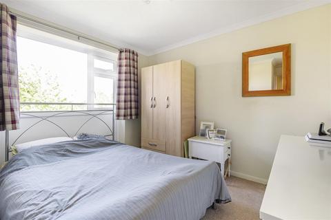 15 Keysoe Road, Thurleigh, Bedford, MK44 2DY