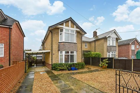 25 Anton Road, Andover, SP10 2EN