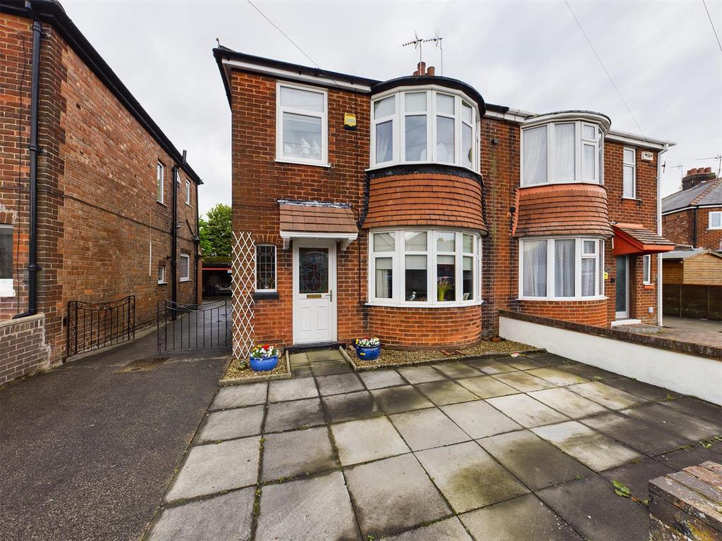 St. Thomas Road, Bridlington 3 bed semidetached house £182,500