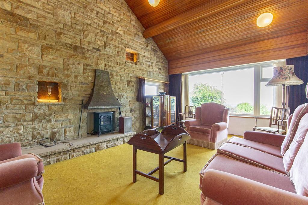 Alton Lane, Ashover, Chesterfield 4 bed detached house for sale £550,000