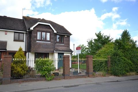 4 bedroom end of terrace house for sale - Clerics Walk, Shepperton, TW17