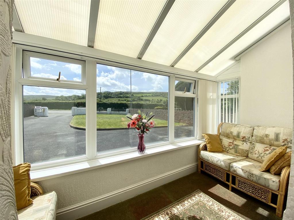 Conservatory/Garden/Sun Room