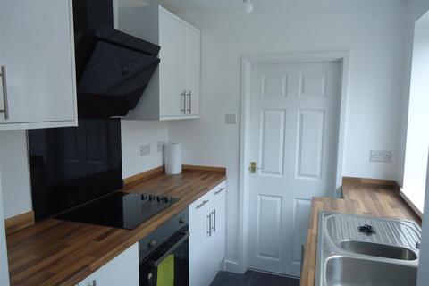 2 bedroom terraced house to rent - Greenway Road, Neath
