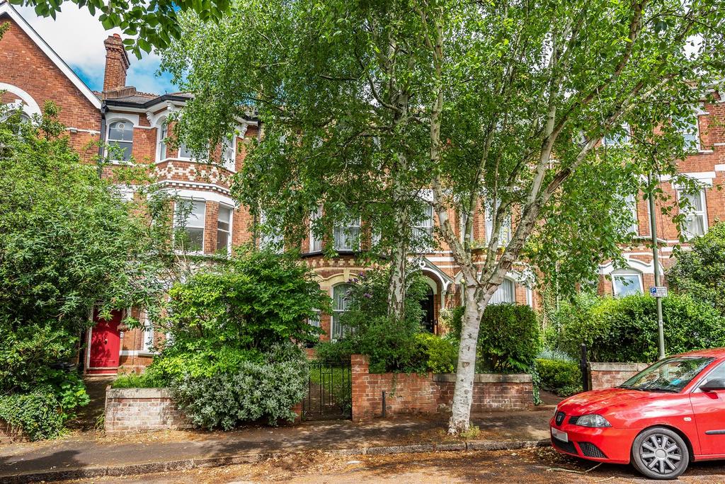 Prospect Park, Exeter 5 bed terraced house £600,000