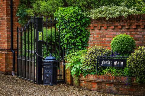 Foxley Barn Church Road, Tadley, RG26 3AU