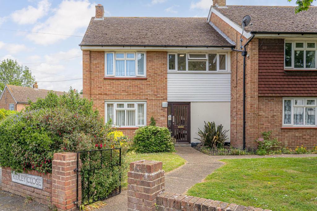 Ridley Close, Herne Bay 1 bed flat £190,000