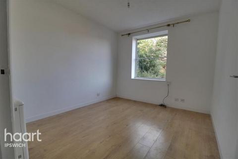 1 bedroom flat to rent, Christchurch Street, Ipswich